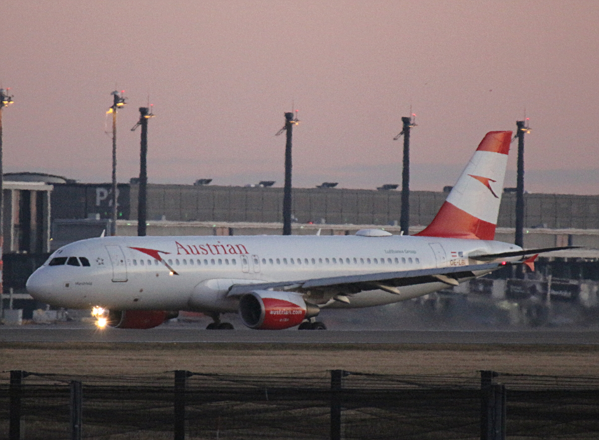 Austrian Airlines, Airbus A 320-214, OE-LBI, BER, 19.12.2025
