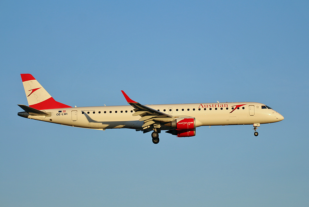 Austrian Airlines, ERJ-195-200LR, OE-LWI, BER, 19.12.2020