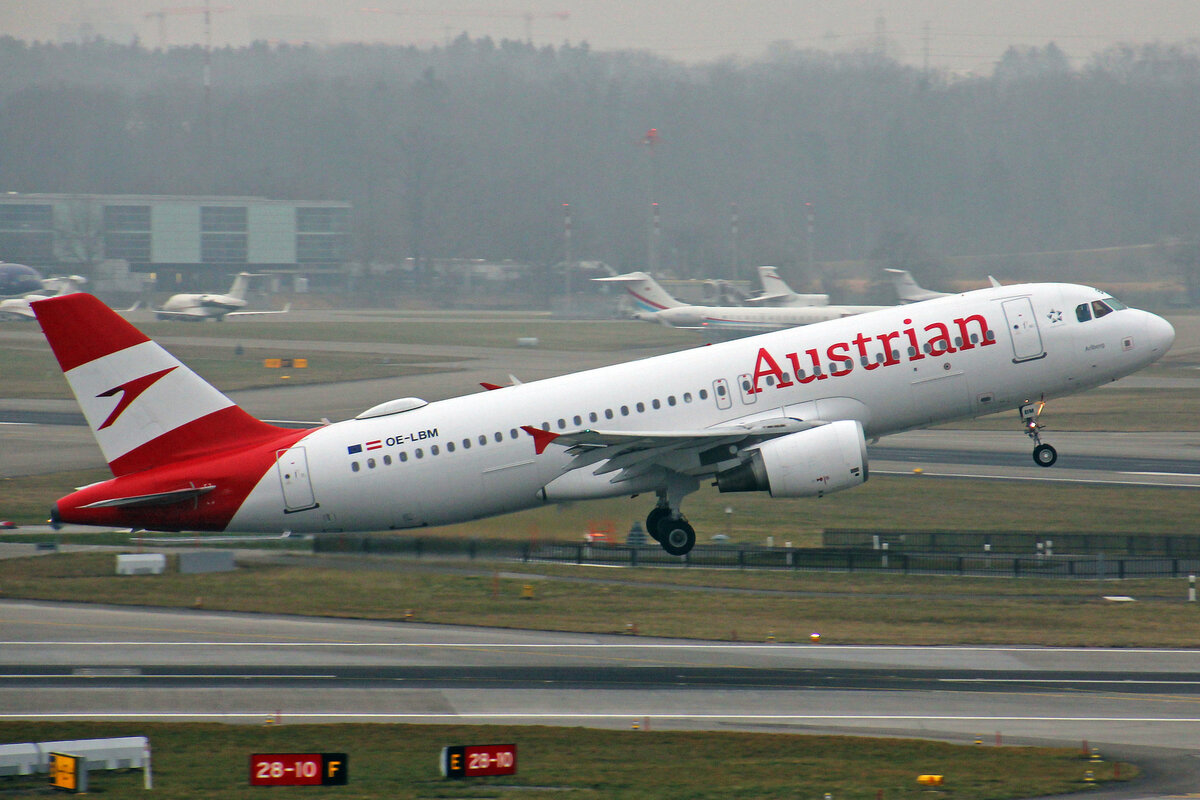 Austrian Airlines, OE-LBM, Airbus A320-214, msn: 1504,  Arlberg , 03.März 2023, ZRH Zürich, Switzerland.