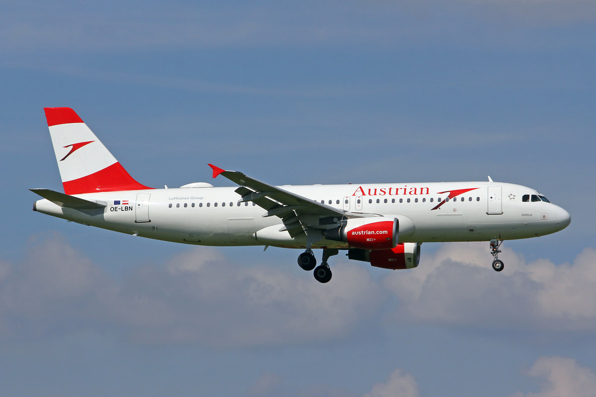 Austrian Airlines, OE-LBN, Airbus A320-214, msn: 768,  Osttirol , 15.Juni 2018, ZRH Zürich, Switzerland.