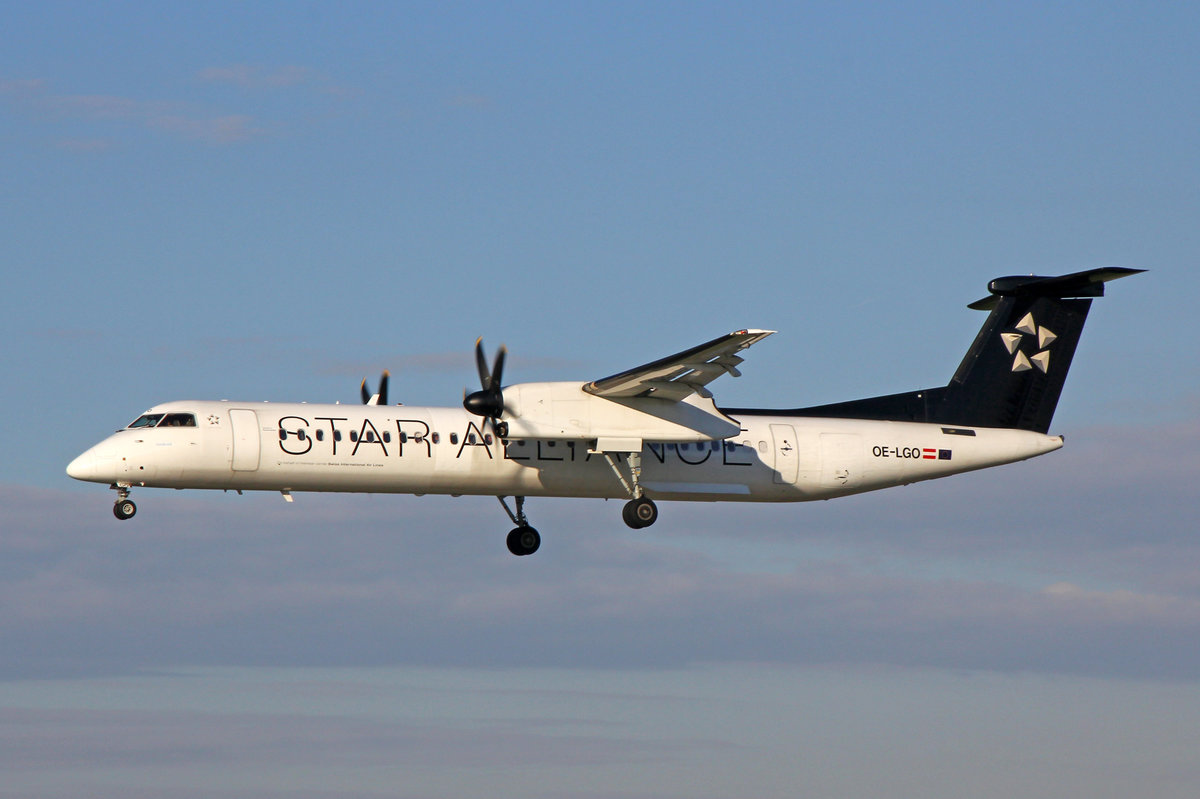 Austrian Airlines, OE-LGO, Bombardier DHC 8-402,  Innsbruck , 28.April 2016, ZRH Zrich, Switzerland.