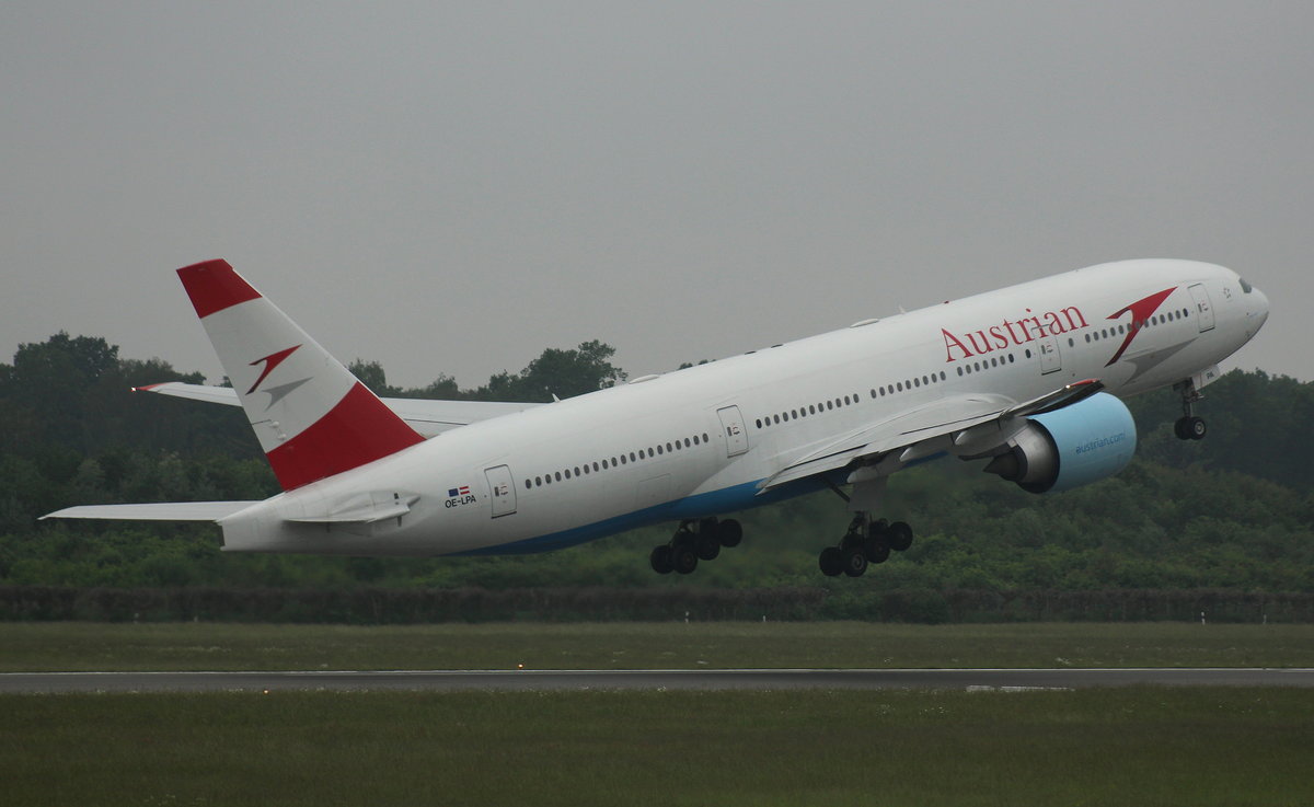 Austrian Airlines, OE-LPA, (c/n 28698),Boeing 777-2Z9(ER), 27.05.2016, HAM-EDDH, Hamburg, Germany (Name: Sound of Music) 