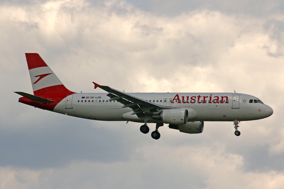 Austrian Airlines, OE-LZB, Airbus A320-214, msn: 3268, 10.Juli 2022, ZRH Zürich, Switzerland.