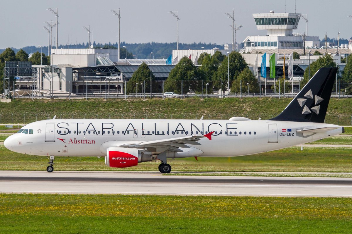 Austrian Airlines (OS-AUA), OE-LBZ  Obertauern , Airbus, A 320-214 (SA-Lkrg.), 22.08.2017, MUC-EDDM, München, Germany 
