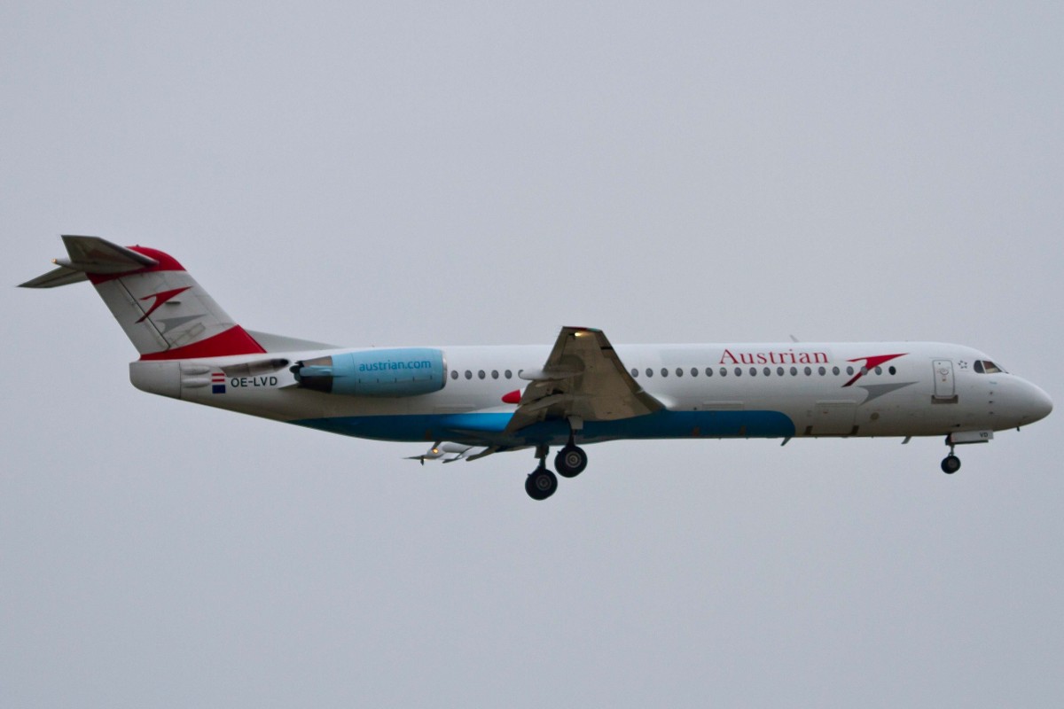 Austrian Airlines (OS/AUA), OE-LVD  Skopje , Fokker, 100, 17.04.2015, FRA-EDDL, Frankfurt, Germany