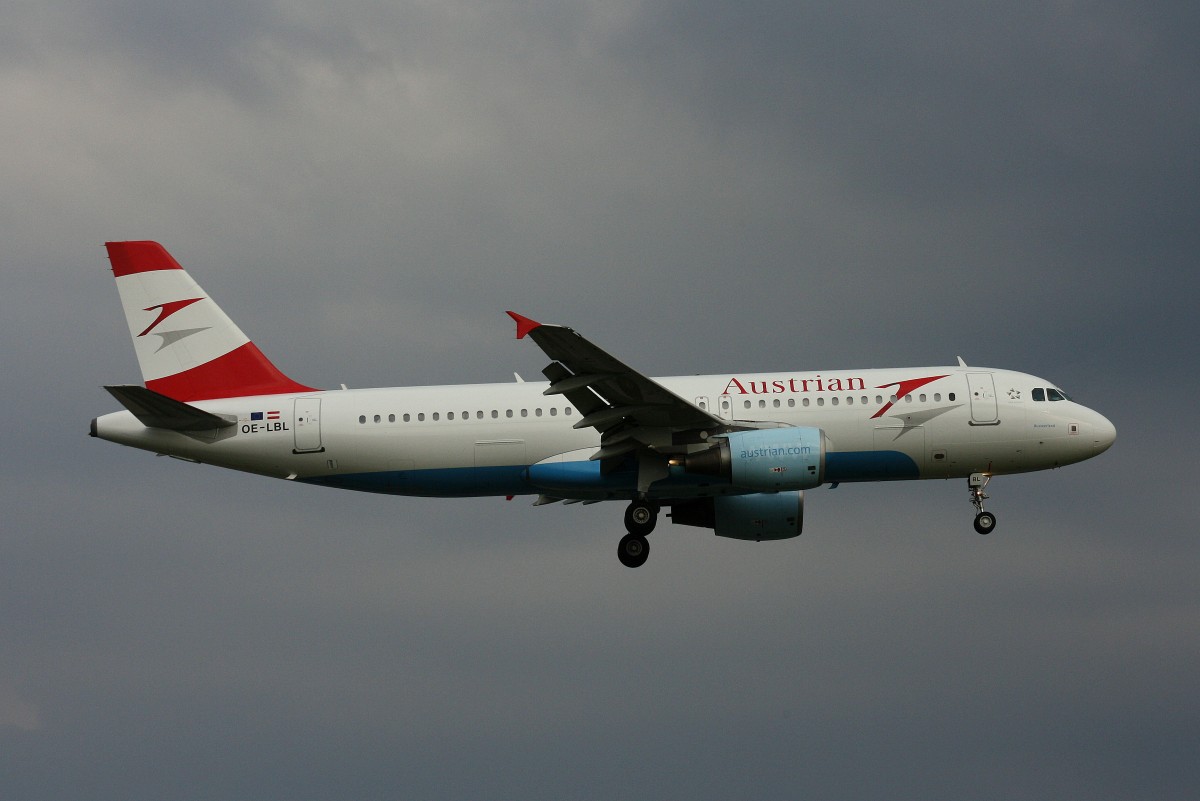 Austrian Airlines,OE-LBL,(c/n 2009),Airbus A320-214,25.06.2015,HAM-EDDH,Hamburg,Germany(Taufname:Ausserland)