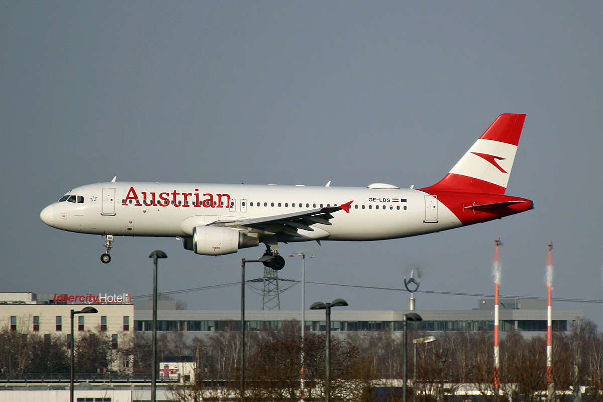 Austrian Airlnes, Airbus A 320-214, OE-LBS, BER, 16.12.2023