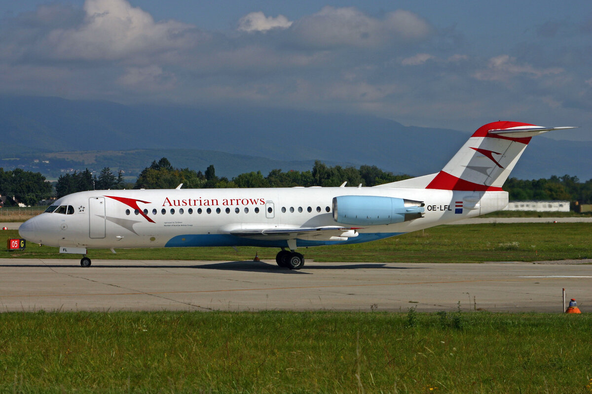 Austrian Arrows, OE-LFL, Fokker 70, msn: 11573,  Linz , 02.September 2007, GVA Genève, Switzerland.