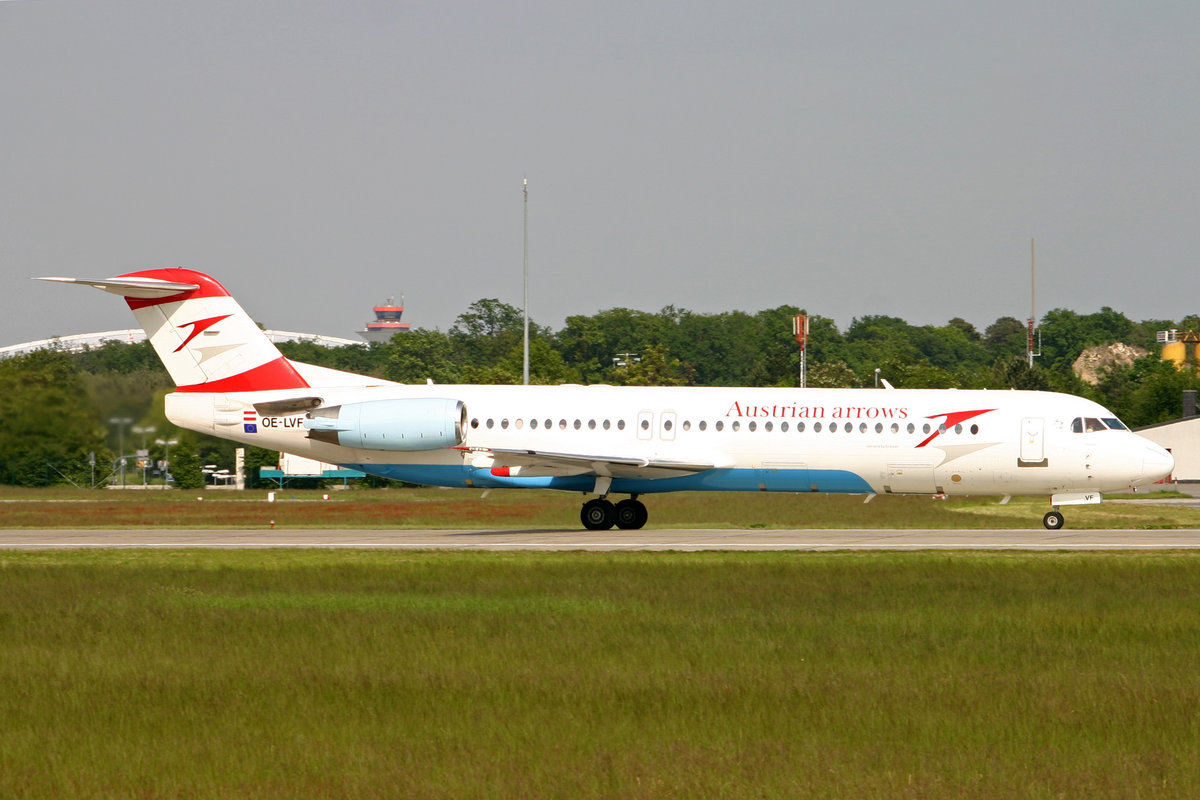 Austrian Arrows, OE-LVF, Fokker 100, msn: 11483,  Yerevan , 19.Mai 2005, FRA Frankfurt, Germany.