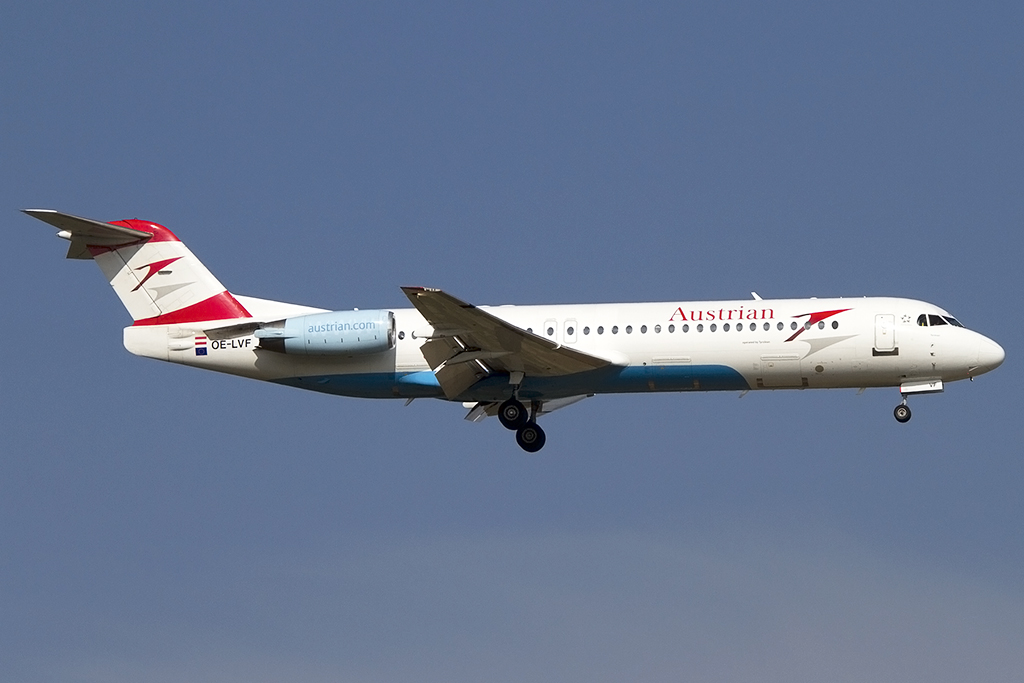 Austrian Arrows, OE-LVF, Fokker, F-100, 28.09.2013, FRA, Frankfurt, Germany





