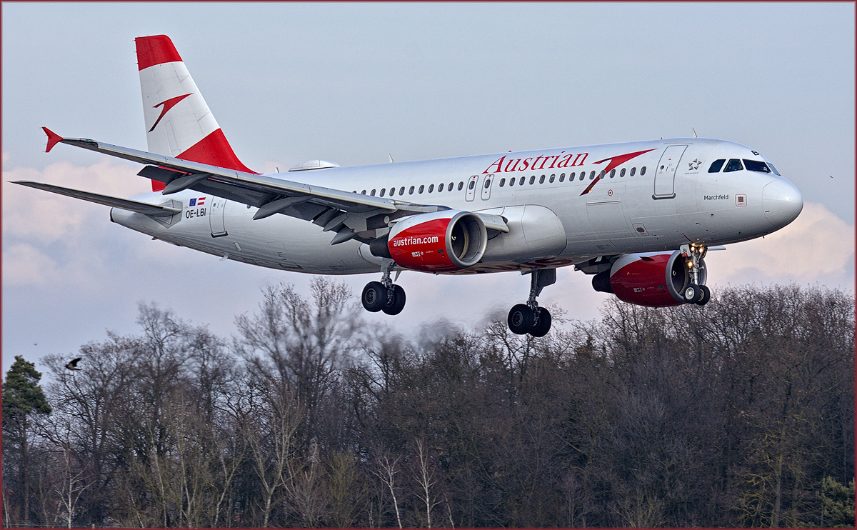 Austrian OE-LBI; Airbus A320; Maribor Flughafen MBX, Trainingsflug; 30.1.2019
