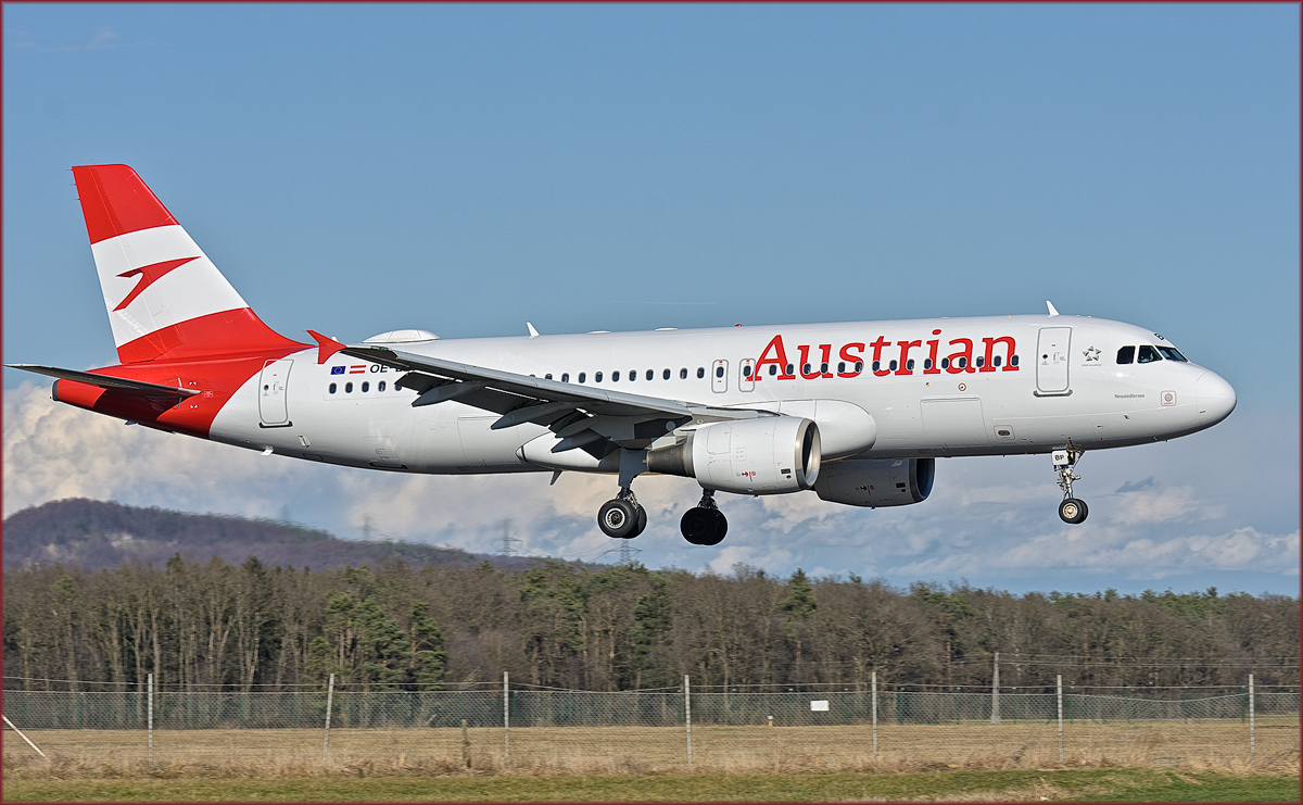 Austrian OE-LBP; Airbus A329; Maribor Flughafen MBX, Trainingsflug; 5.3.2019