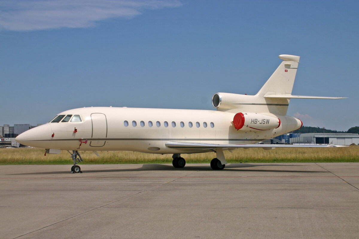 Aviaticon Establishment, HB-JSW, Dassault Falcon 900DX, msn: 601, 22.Juni 2008, ZRH Zürich, Switzerland.