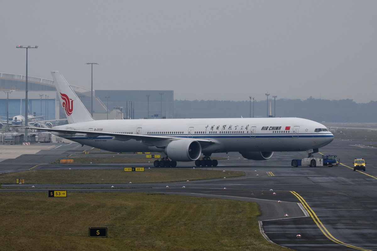 B-2038 Air China Boeing 777-39L(ER)  , FRA , 06.12.2017