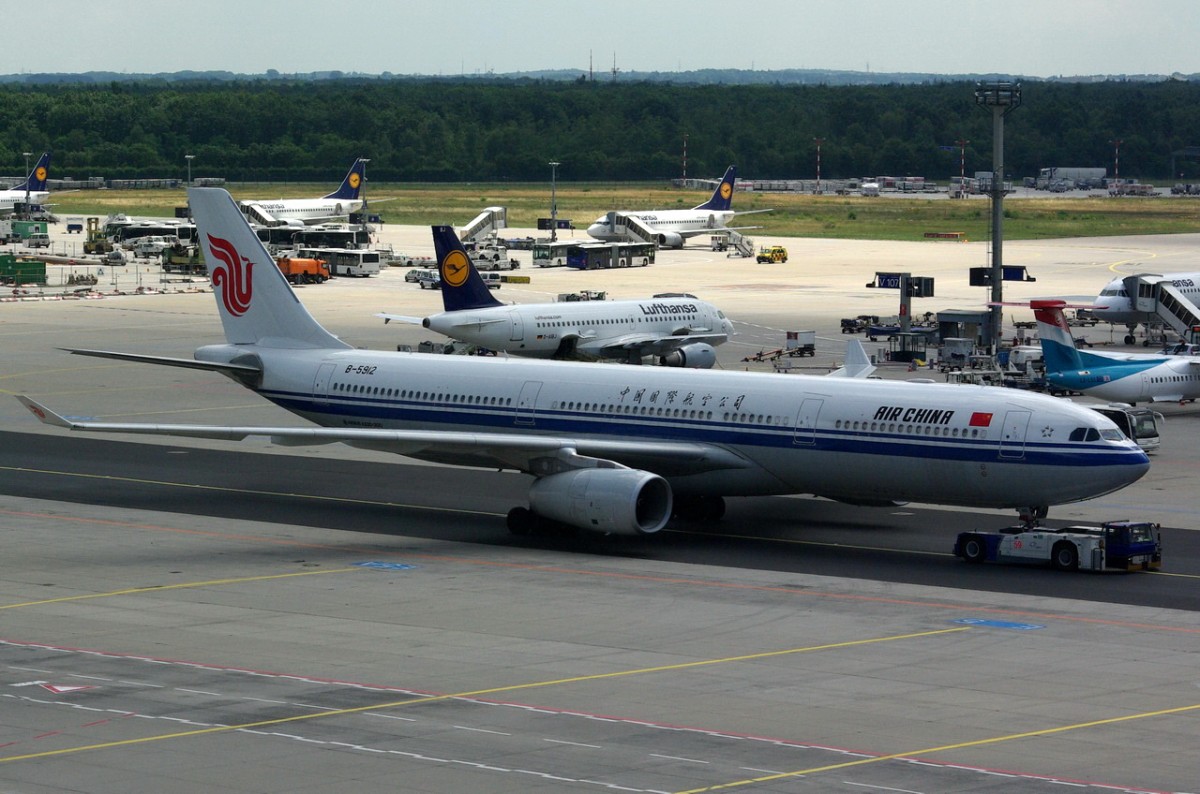 B-5912 Air China Airbus A330-343   Frankfurt  15.07.2014