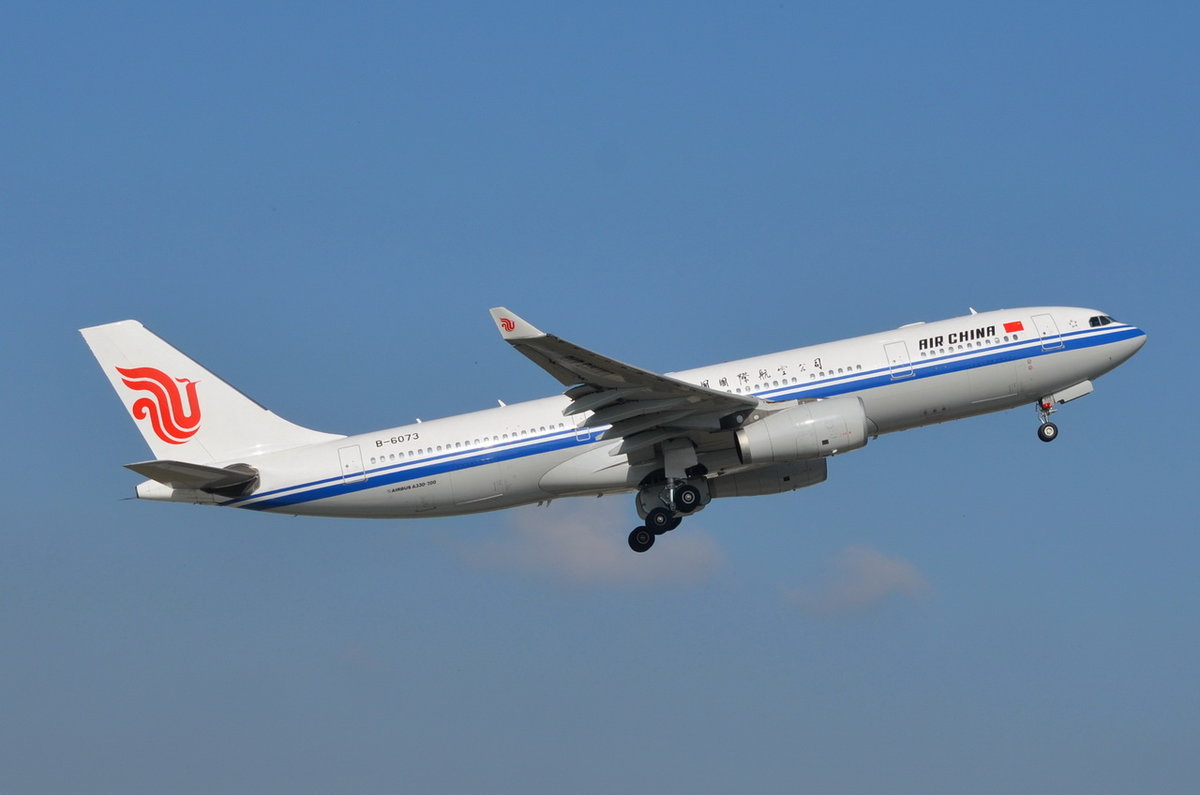 B-6073 Air China Airbus A330-243   , MUC , 16.10.2016