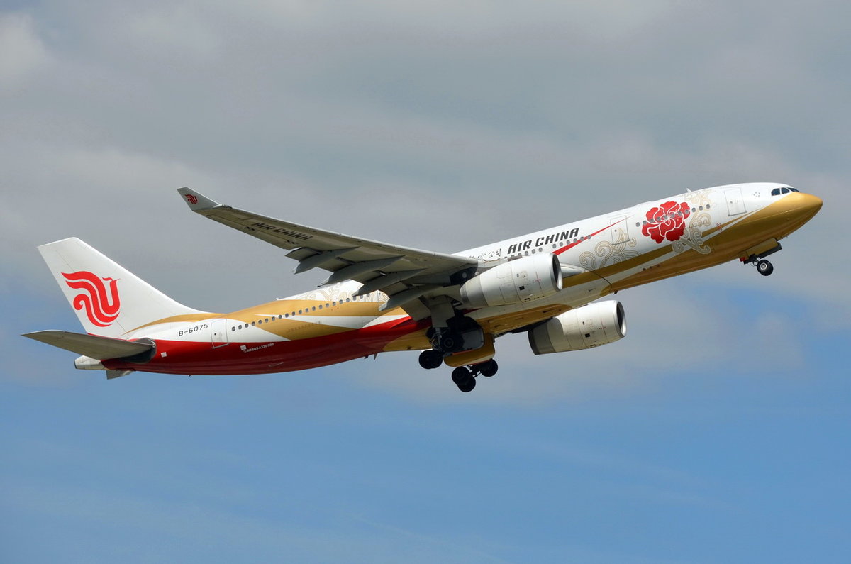 B-6075 Air China Airbus A330-243  , MUC , 18.06.2017