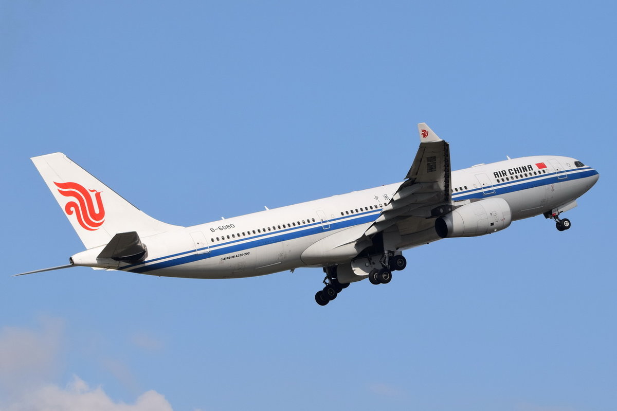 B-6080 Air China Airbus A330-243   in München gestartet am 12.10.2016