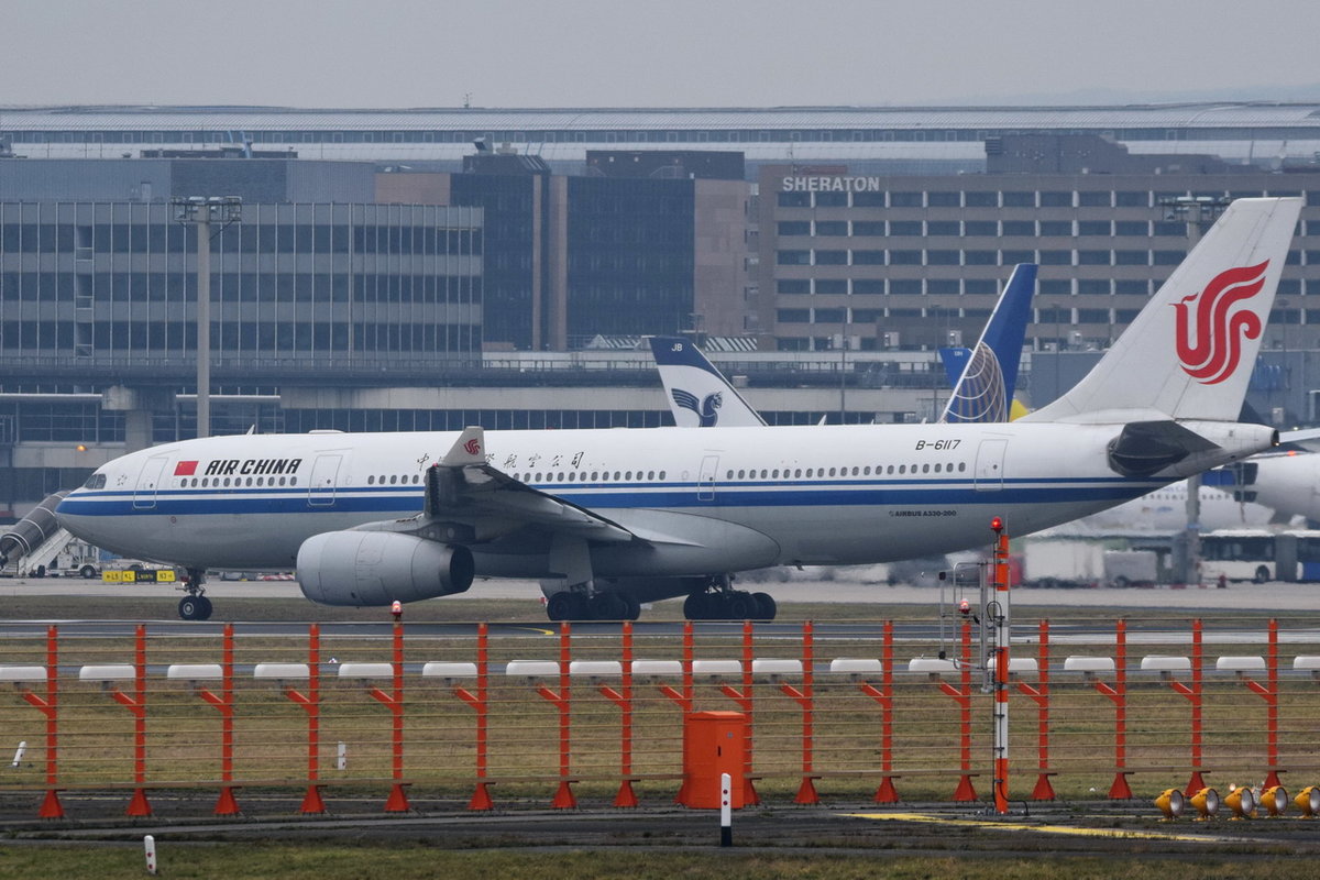 B-6117 Air China Airbus A330-243  , FRA , 06.12.2017