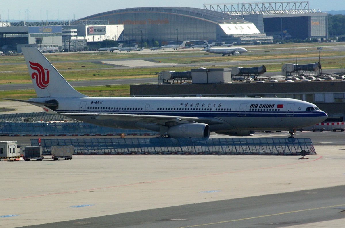 B-6541 Air China Airbus A330-243   gelandet in Frankfurt 15.07.2014