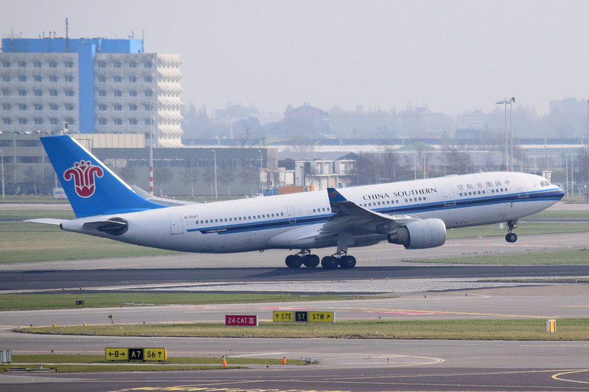 B-6547 China Southern Airlines Airbus A330-223  , AMS , 14.03.2017