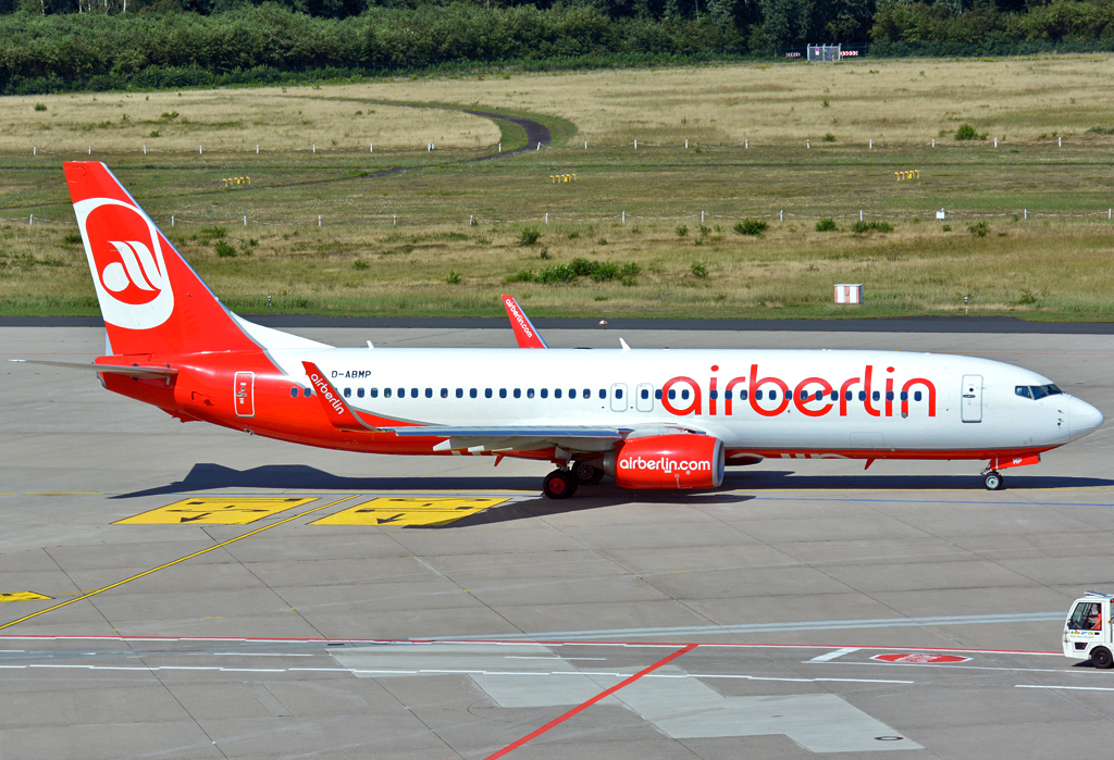B 737-86J Air Berlin D-ABMP, taxy at CGN - 02.08.2015