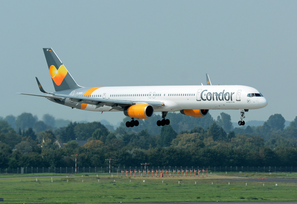 B 757-300 D-ABOF Condor/Thomas Cook, short final at DUS - 04.09.2014