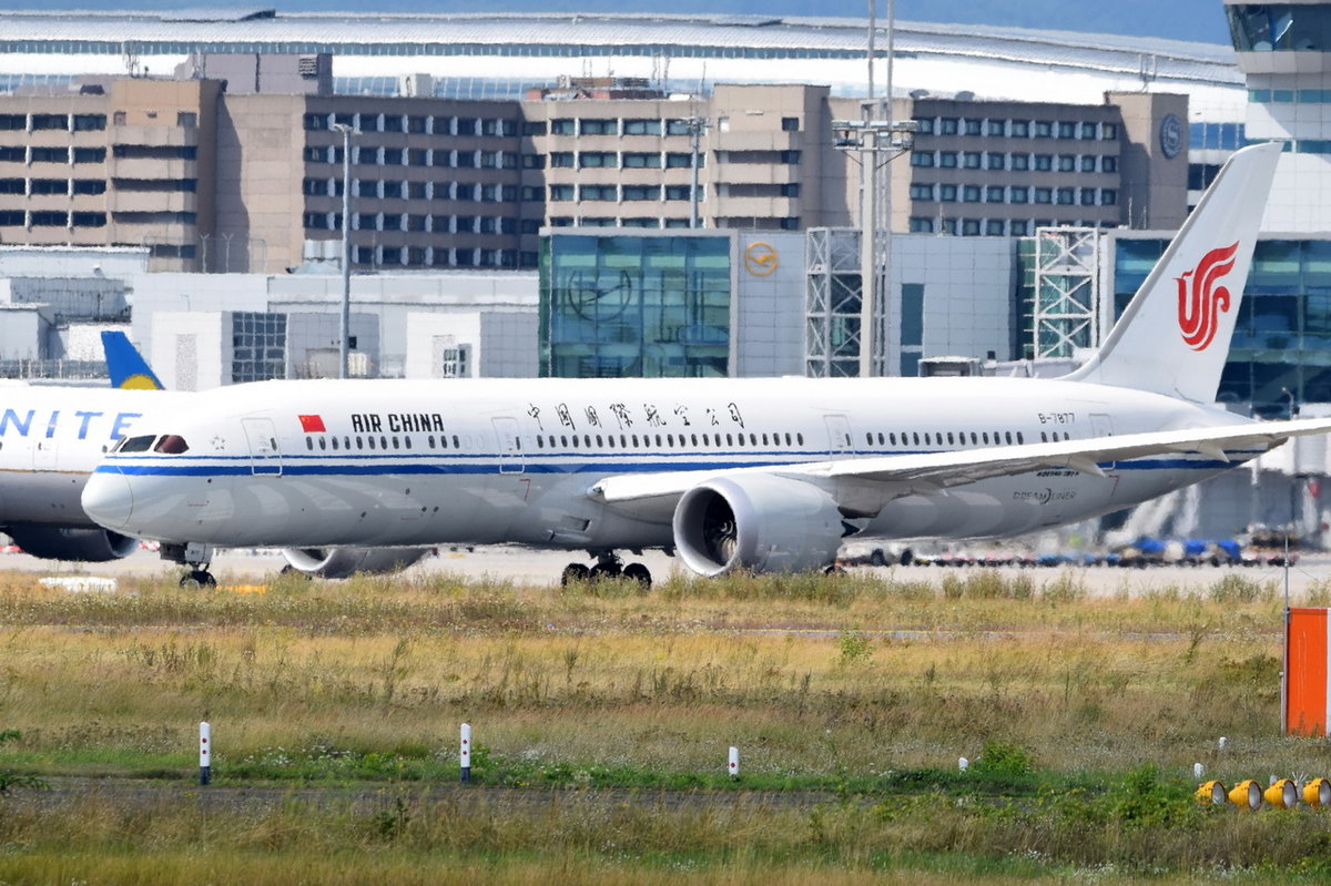 B-7877 Air China Boeing 787-9 Dreamliner  zum Start am 06.08.2016 in Frankfurt