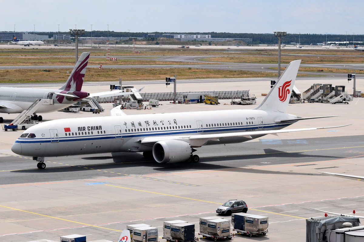 B-7879 Air China Boeing 787-9 Dreamliner  in Frankfurt am 01.08.2016 zum Start