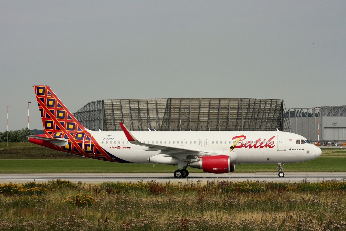 Batik,D-AXAA,Reg.PK-LAO,(c/n 6695),Airbus A320-214(SL),24.07.2015,XFW-EDHI,Hamburg-Finkenwerder,Germany