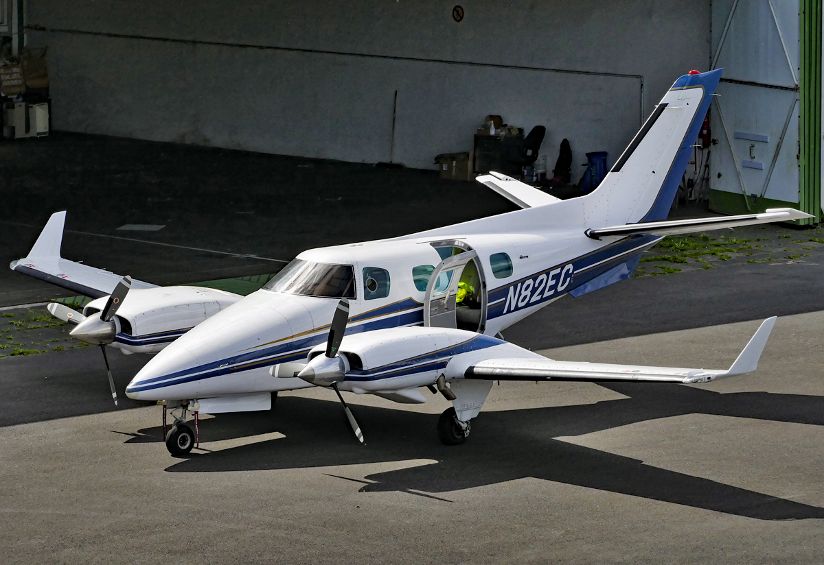 Beech 60 Duke, N82EC in EDKB - 14.08.2017