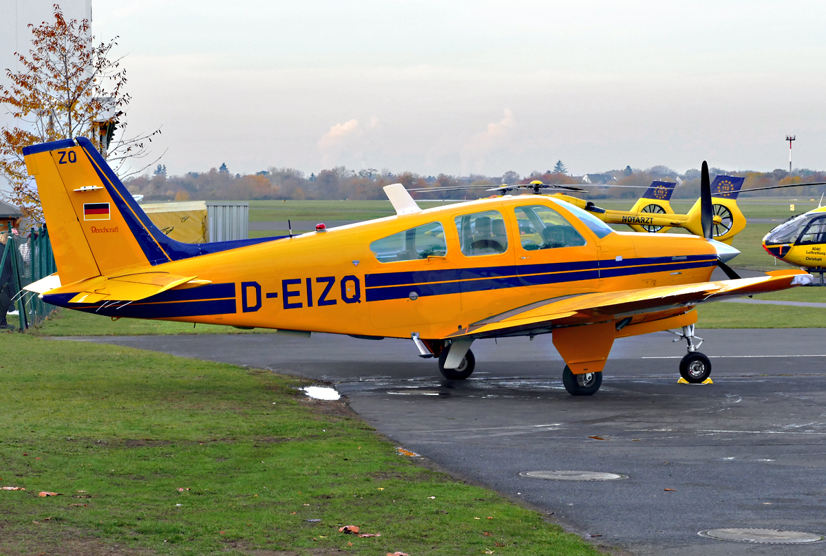 Beechcraft F33A Bonanza, D-EIZQ am Flugplatz Bonn-Hangelar - 24.11.2019