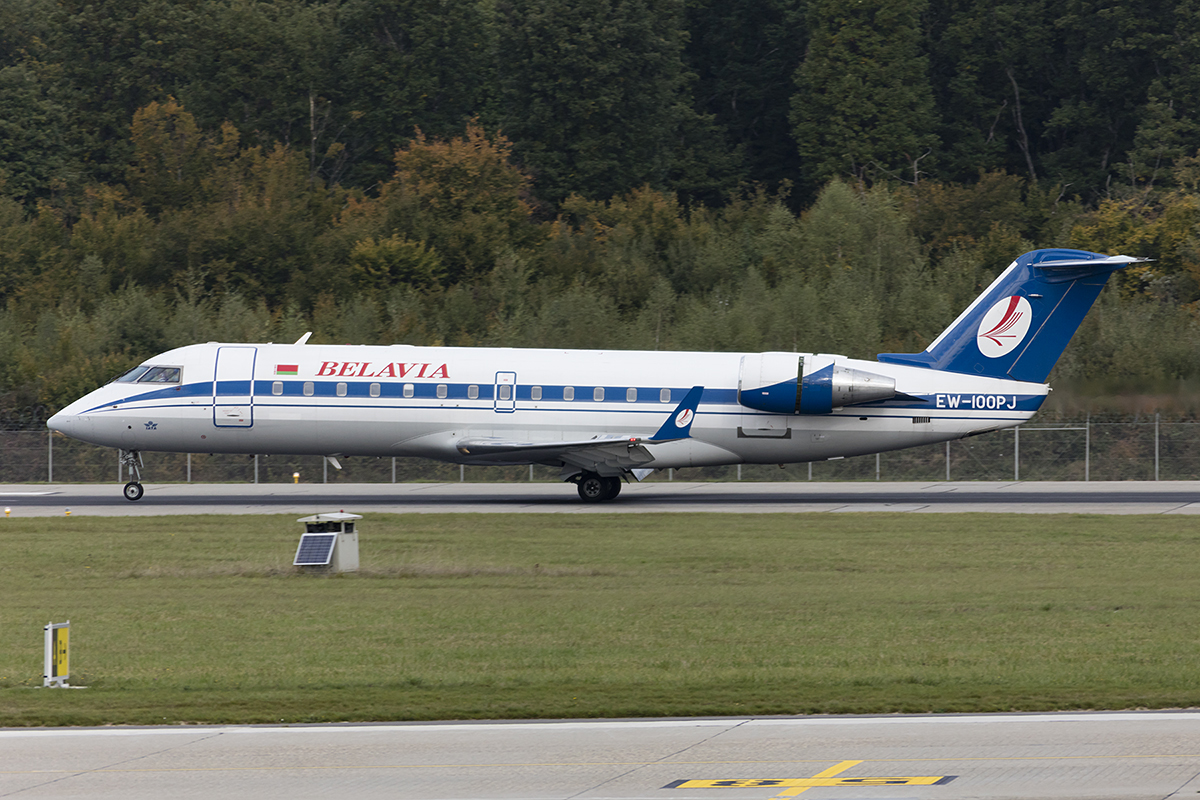 Belavia, EW-100PJ, Bombardier, CRJ200LR, 24.09.2017, GVA, Geneve, Switzerland 


