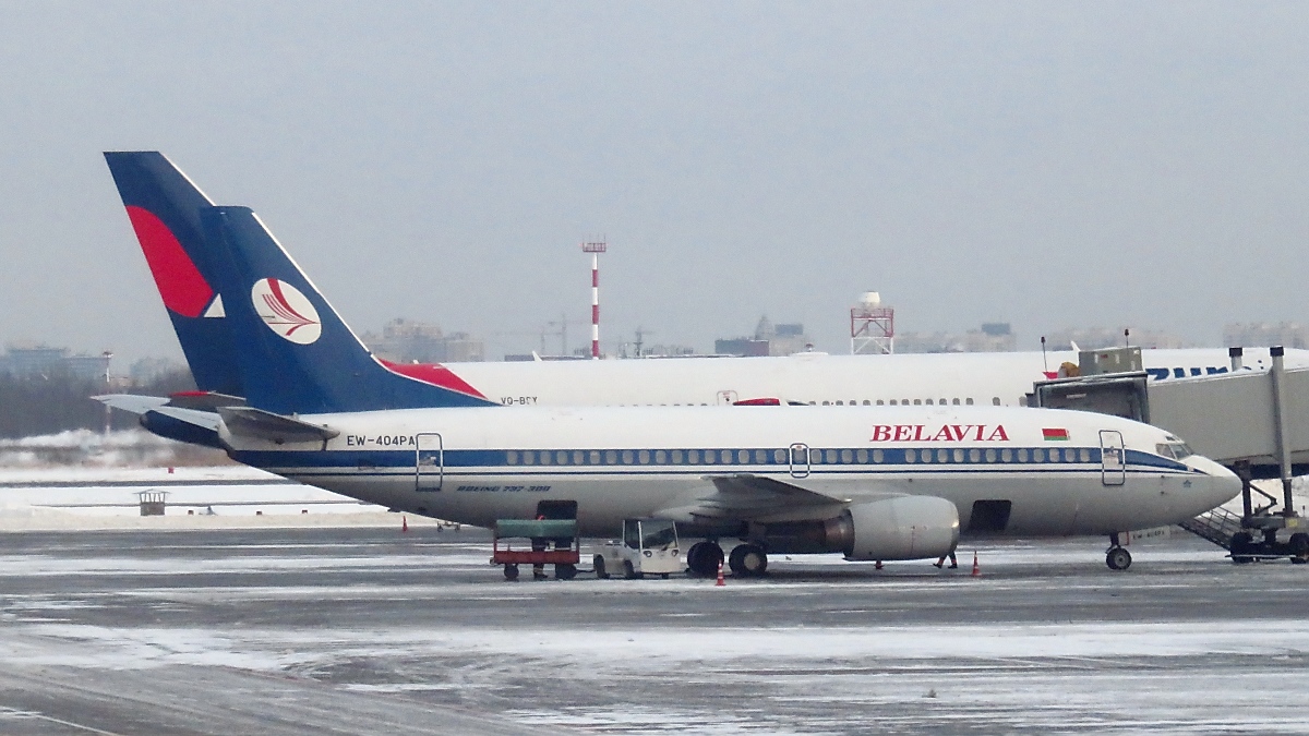 Belavia EW-404PA - Boeing 737-300 - in Pulkovo, 8.2.2018