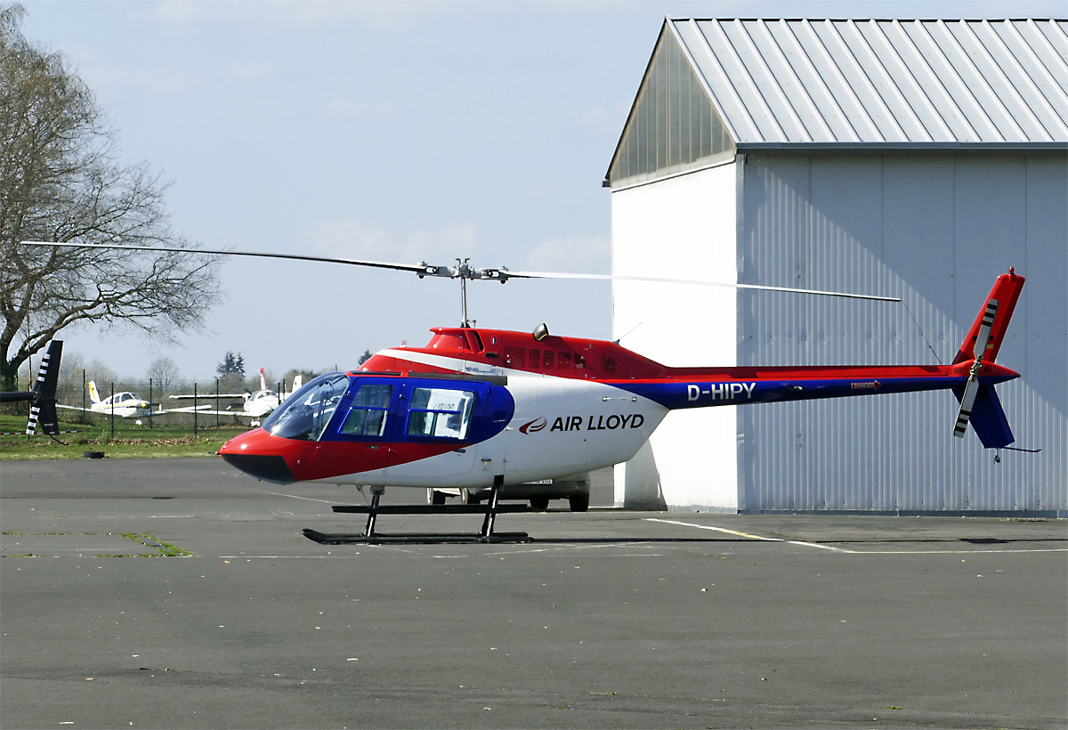 Bell 206 Jet Ranger III der Fa. Air Lloyd, D-HIPY in Bonn-Hangelar - 29.03.2019
