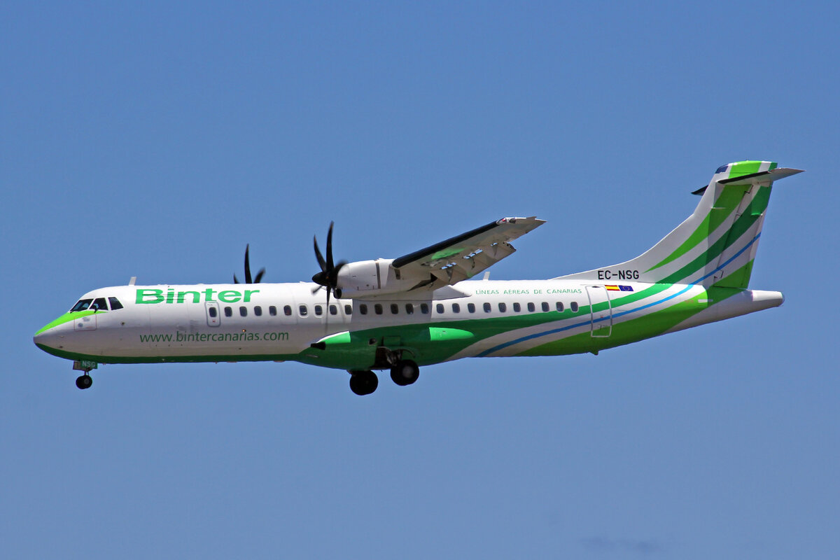 Binter Canarias, EC-NSG, ATR 72-600, msn:1636, 30.Mai 2022, ACE Lanzarote, Spain.