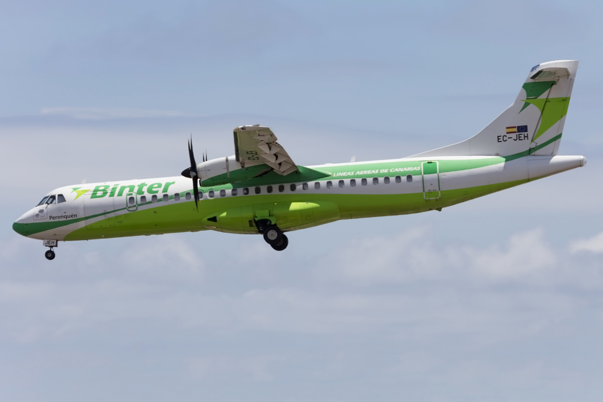 Binter, EC-JEH, Aerospatiale, ATR-72-212A, 17.04.2016, ACE, Arrecife, Spain 


