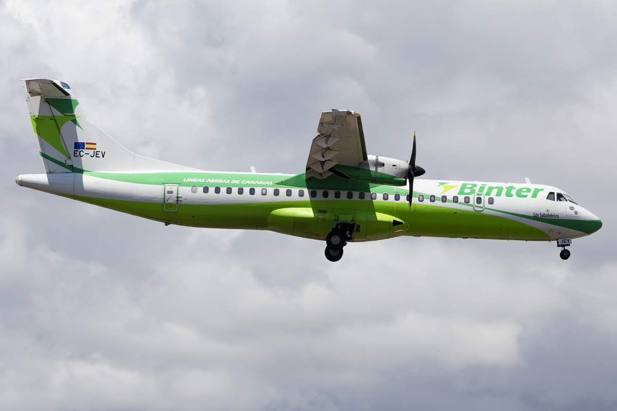 Binter, EC-JEV, Aerospatiale, ATR-72-212A, 17.04.2016, ACE, Arrecife, Spain 




