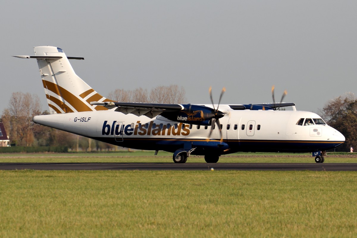 Blue Islands G-ISLF nach der Landung in Amsterdam 1.11.2014