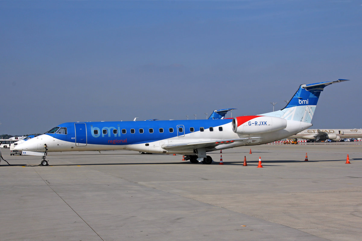 bmi Regional, G-RJXK, Embraer ERJ-135ER, 24.September 2016, MUC München, Germany.