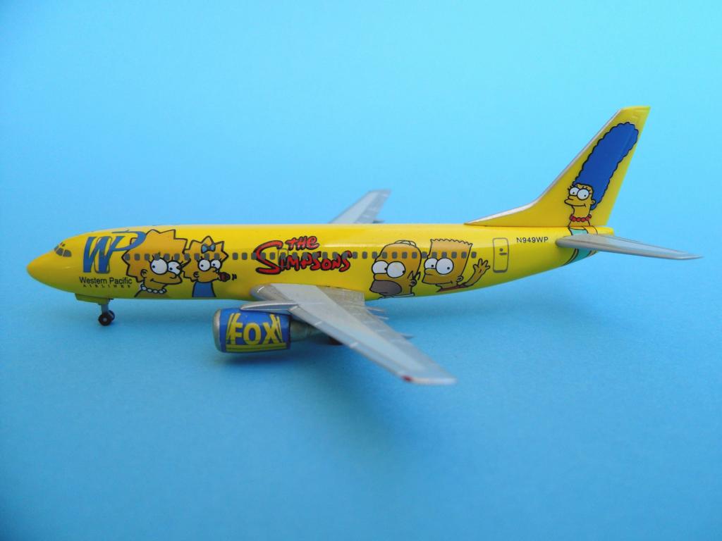 Boeing 737-300 (N949WP)  The Simpsons  von Western Pacific, Herpa 1:400