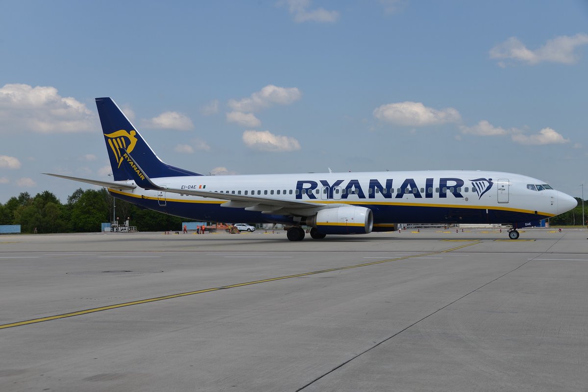 Boeing 737-8AS(W) - FR RYR Ryanair - 33545 - EI-DAE - 05.06.2019 - CGN