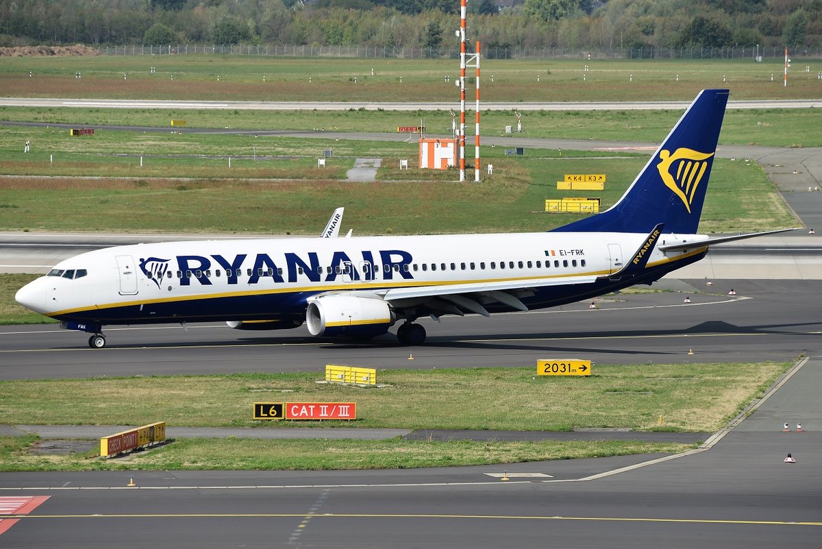Boeing 737-8AS(W) - FR RYR Ryanair - 44735 - EI-FRK - 12.09.2018 - DUS