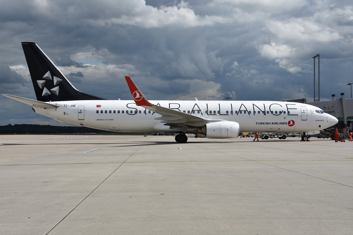 Boeing 737-8F2 - TK THY Turkish Airlines 'Burhaniye' 'Star Alliance' - 35744 - TC-JHE - 01.08.2019 - CGN