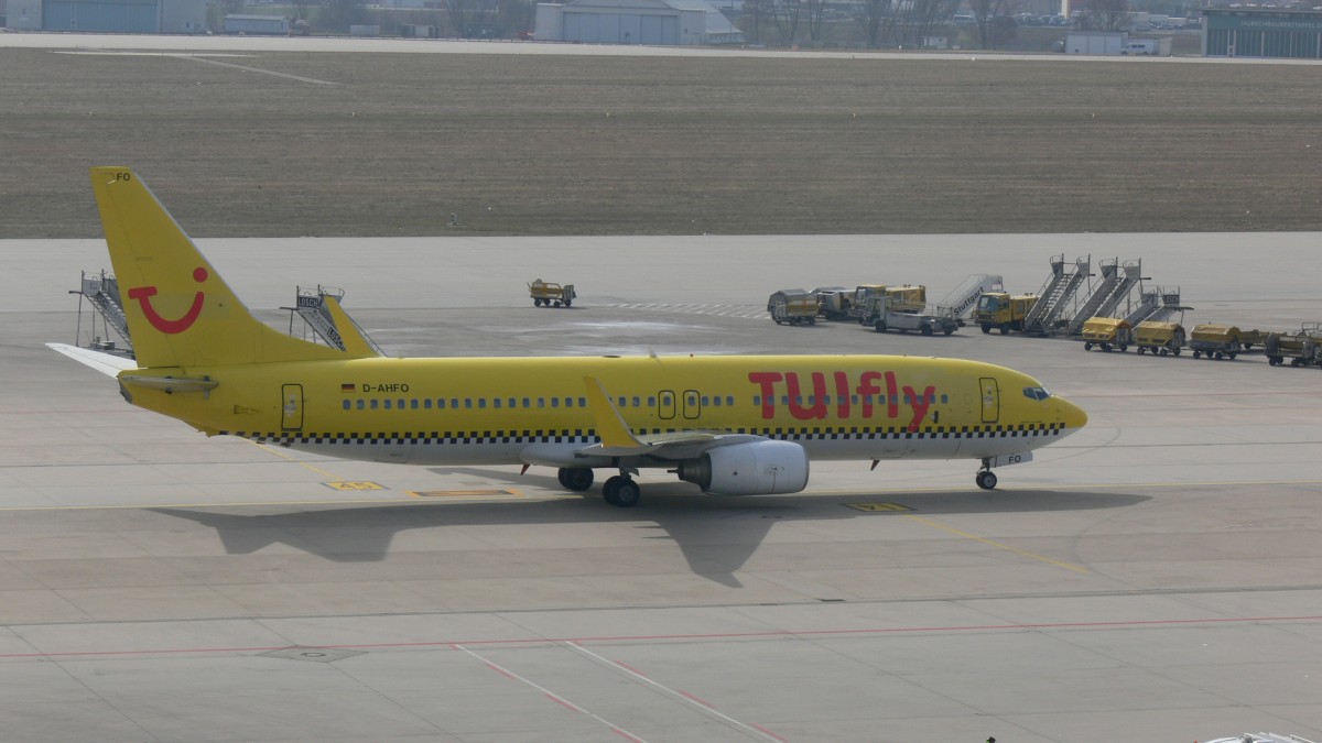Boeing 737-8K5 D-AHFO von TuiFly am 18.05.2011 in Stuttgart