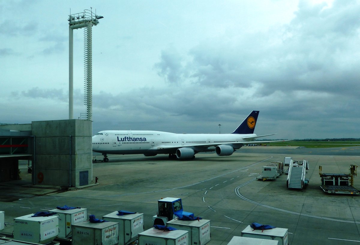 Boeing 747-830, D-ABYR, Lufthansa, Buenos Aires Ezeiza International Airport (EZE), 15.1.2017