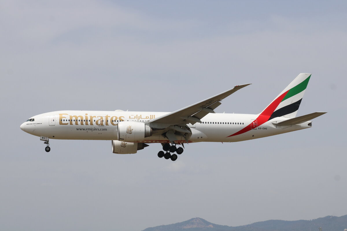 Boeing 777-200LR, A6-EWG, Emirates, Barcelona, 28.5.23