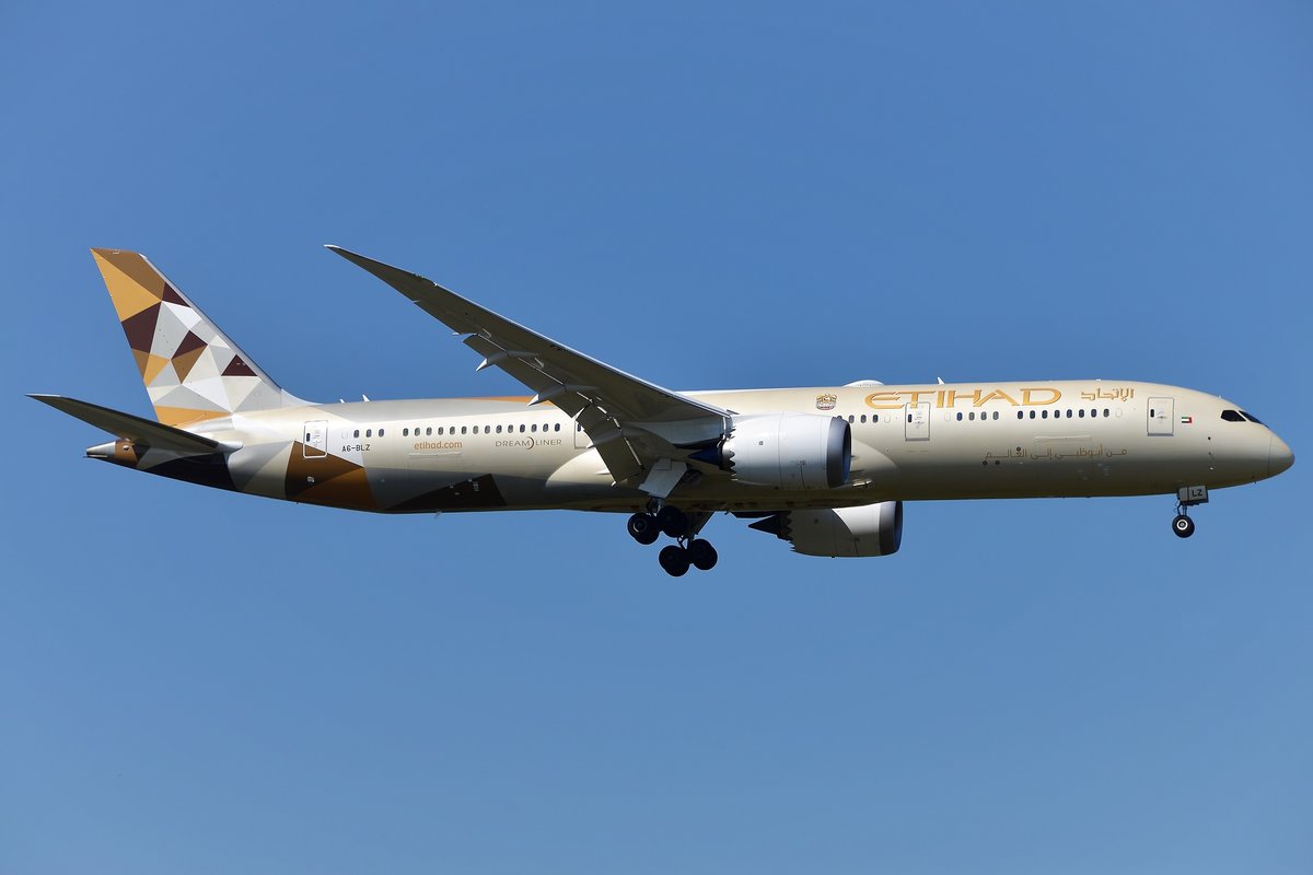 Boeing 787-9 Dreamliner - EY ETD Etihad Airways - 42369 - A6-BLZ - 23.08.2019 - FRA