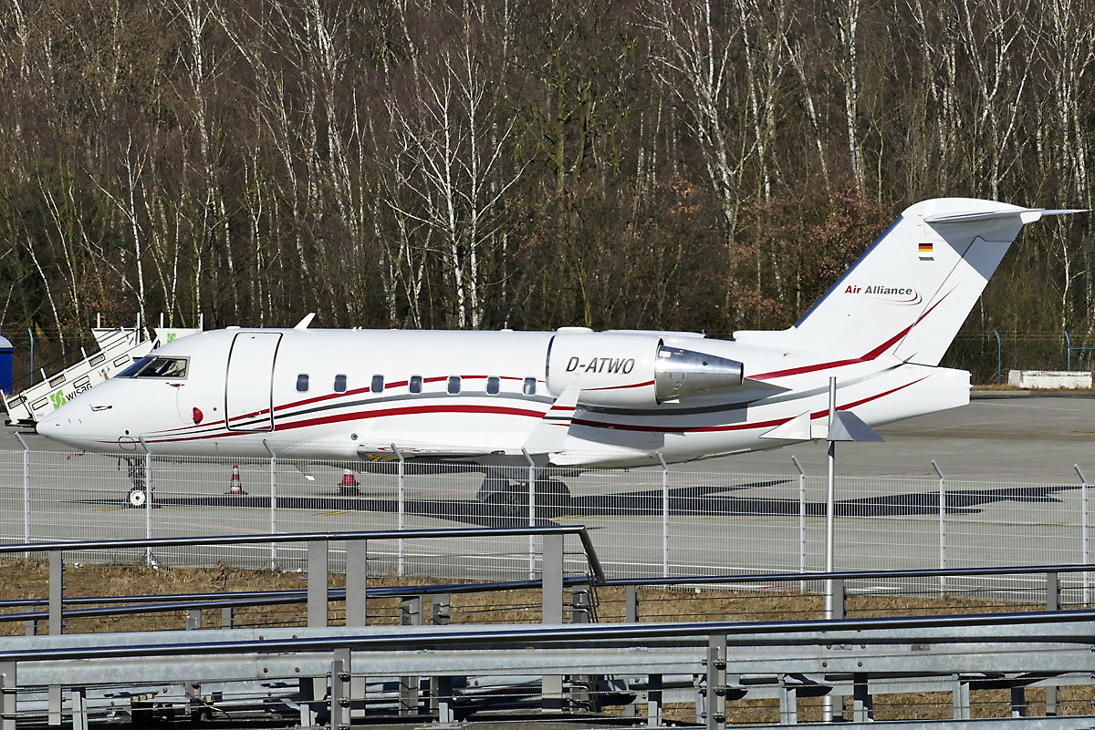 Bombardier CL 604 Challenger D-ATWO  Air Alliance  in CGN 25.02.2018