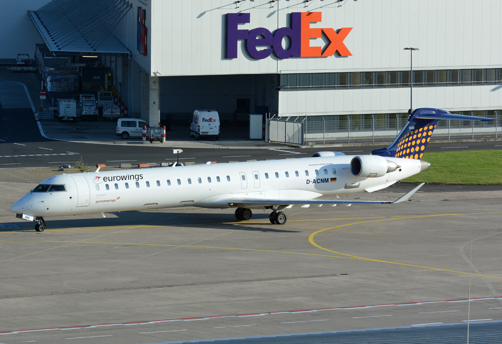 Bombardier CRJ 900, D-ACNM der Eurowings in Köln/Bonn - 19.10.2014